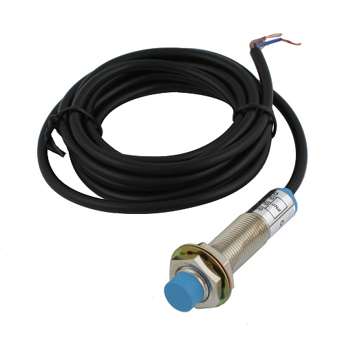 SL-12P4C INNOCONT, Индуктивный датчик, M12х1, L=61 мм, неэкранированный, зона срабатывания 4 мм, -25 +60 С, 12…24 VDC, IP65, выход: PNP NO, макс. ток 200 мА, кабель 2 м